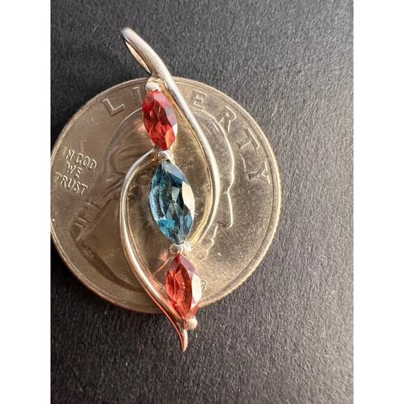 NEW Garnet and blue topaz sterling silver bypass pendant - Picture 2 of 6